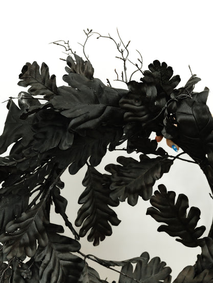 Black Oak Leaf Garland