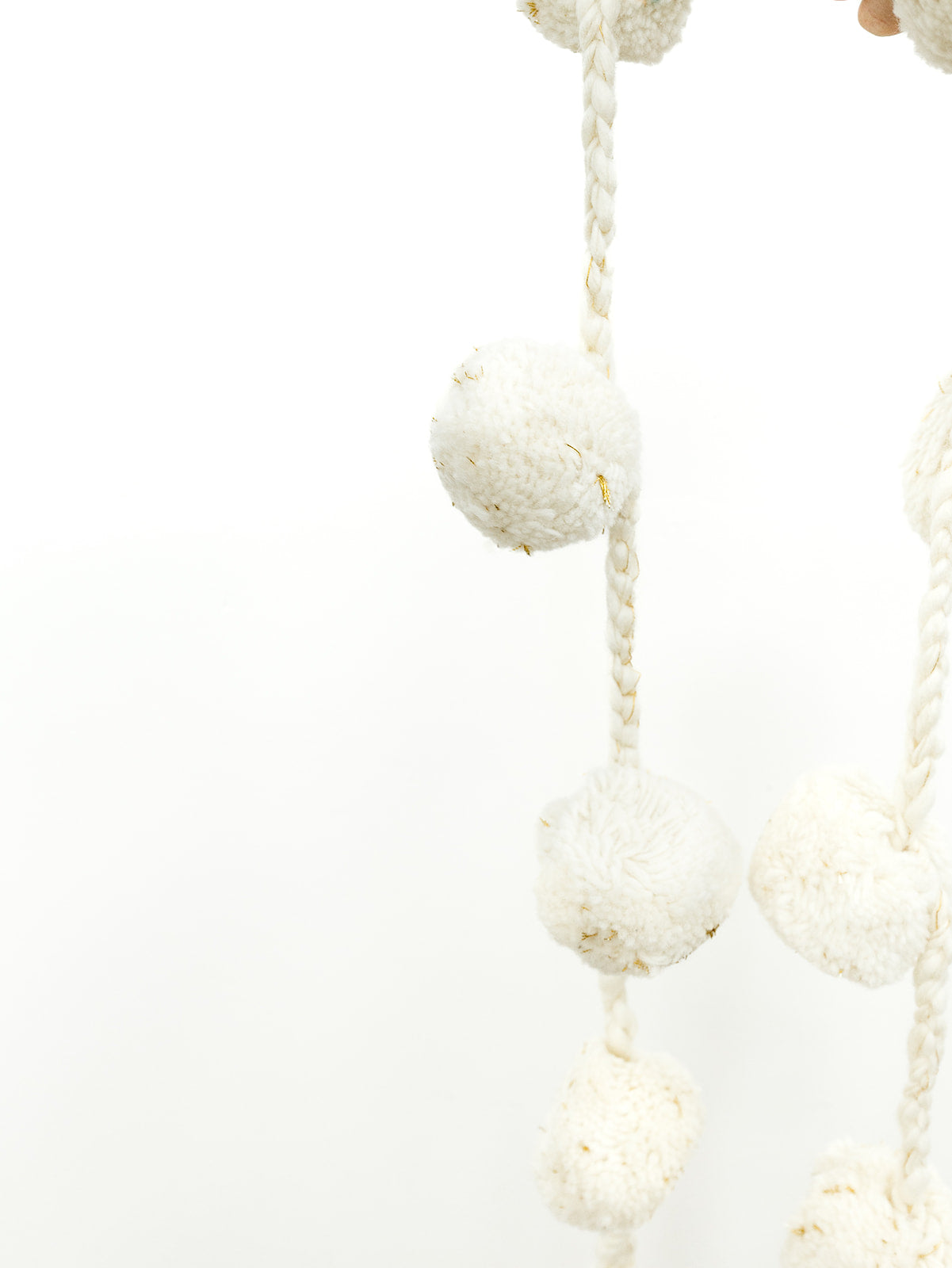 Snow Ball Garland