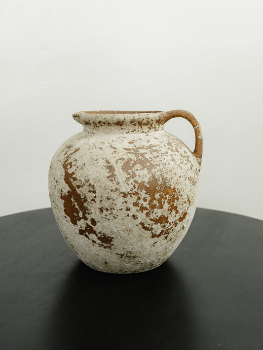 Vintage Pitcher Pot