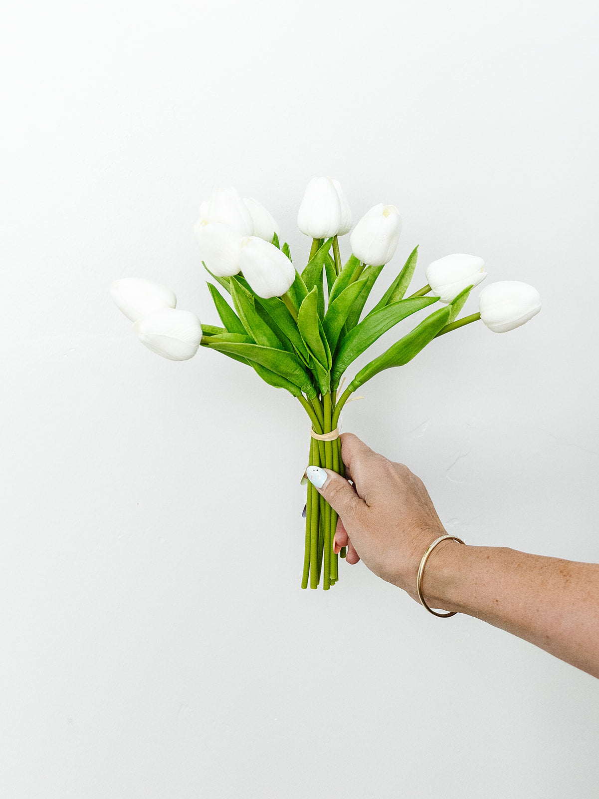 White Tulip Bundle - 12 stems - 13"