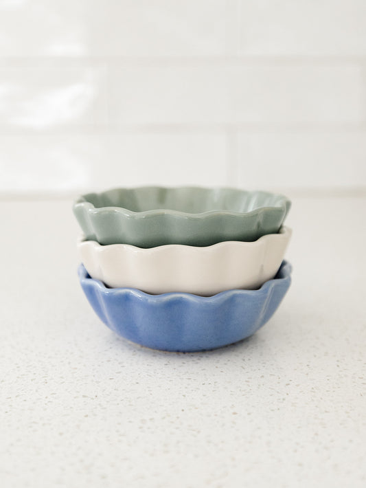 Scalloped Bowl - 3 Colors -