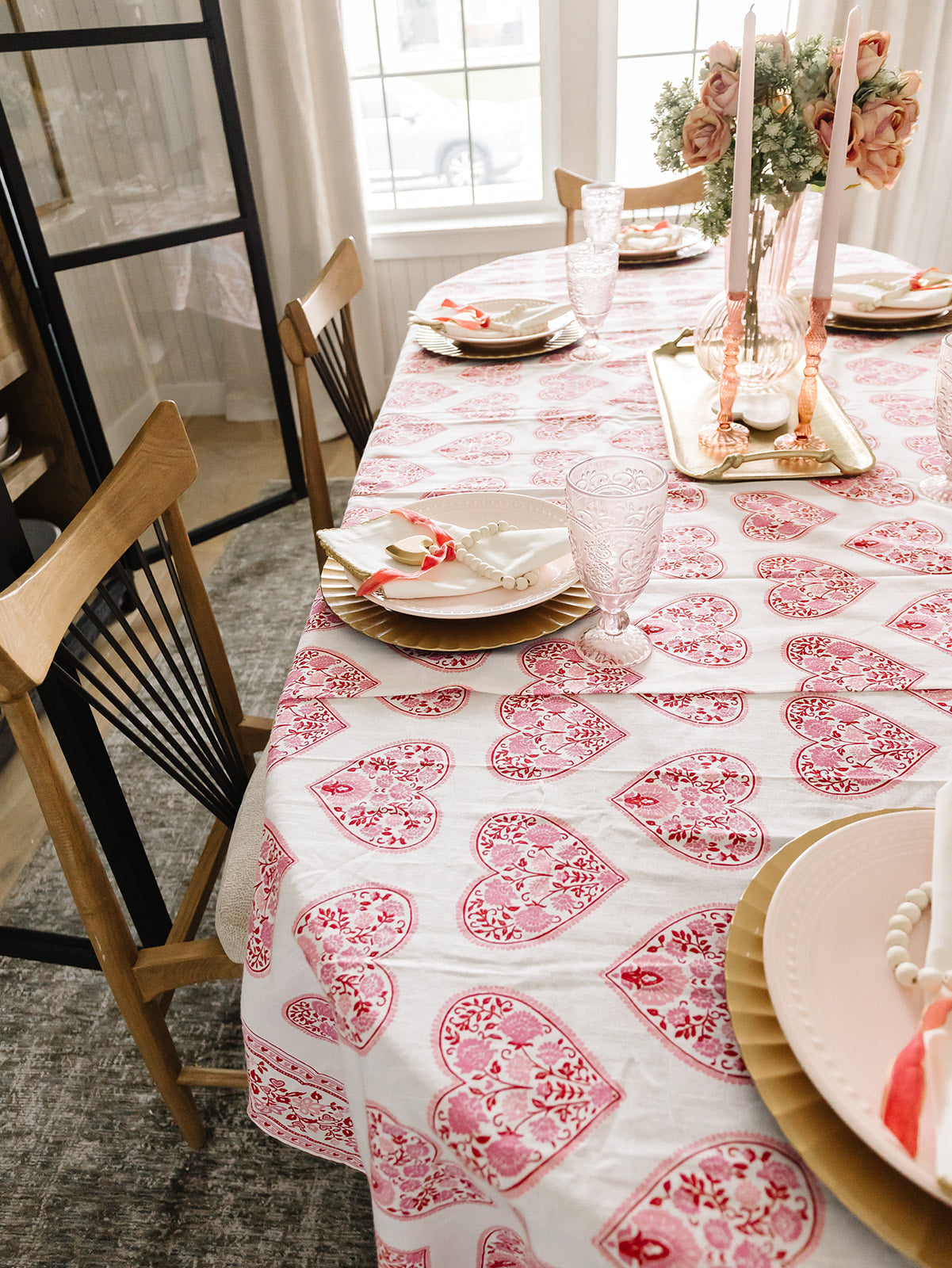 Hearts Tablecloth - 84”